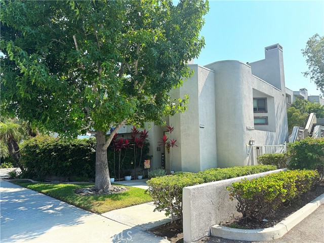 Property photo of 12584 Montecito RD