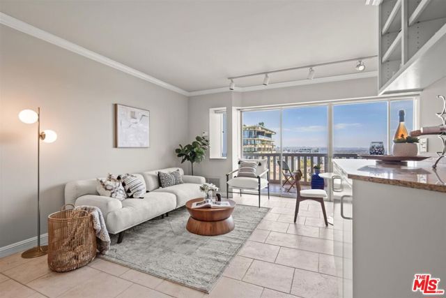 Property photo of 999 N Doheny DR