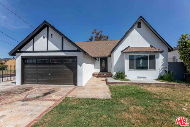 Property photo of 2295 W Wardlow RD