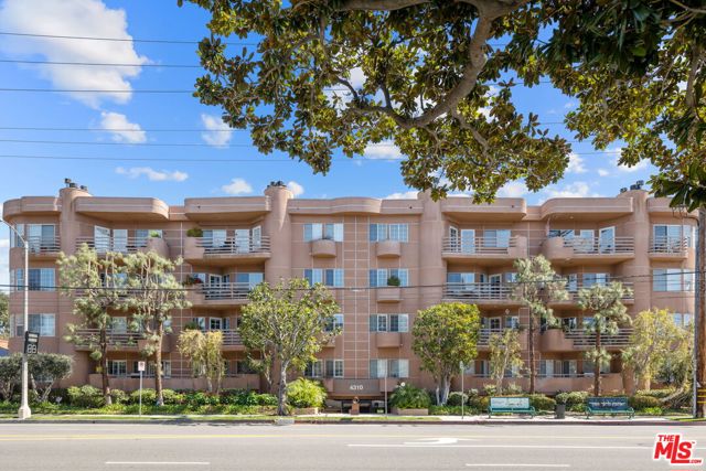 Property photo of 4310 Cahuenga BL