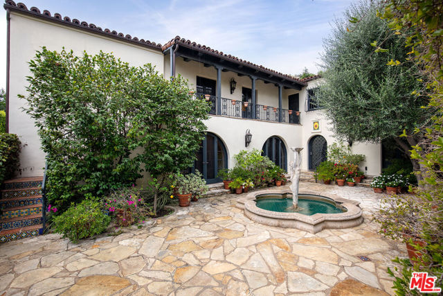 Photo of 703 Walden Dr