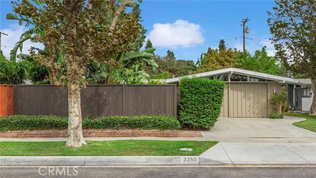 Property photo of 3350 N Studebaker RD