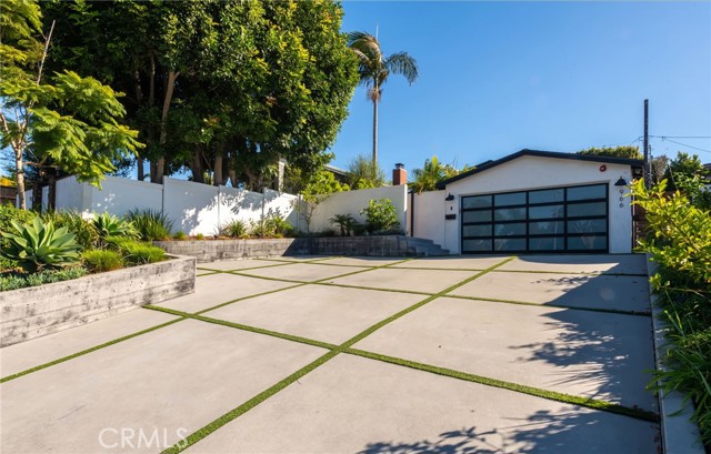 Property photo of 966 Rosecrans AV