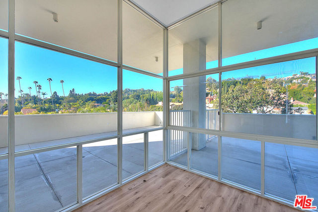 Property photo of 9255 Doheny RD