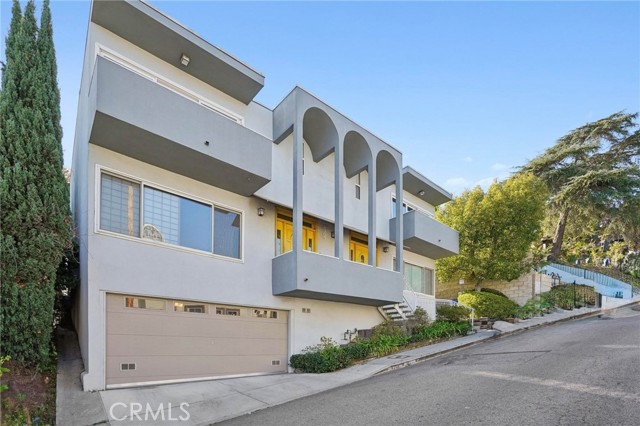 Property photo of 2305 Silver Ridge AV