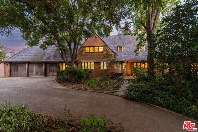 Photo of 1660 La Vista Pl