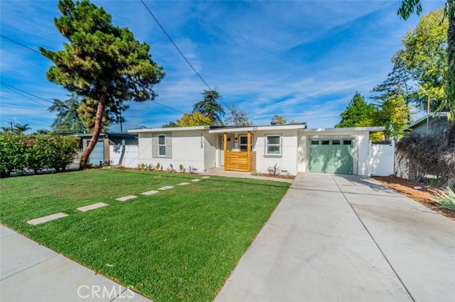 Property photo of 1108 E Mayberry