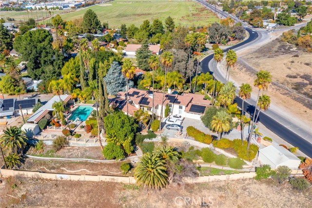 Property photo of 1981 Park