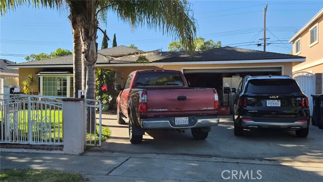 Property photo of 2302 S Diamond ST