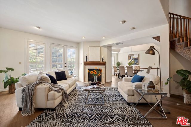 Property photo of 18135 Burbank BL