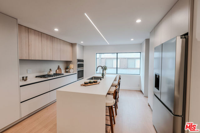 Property photo of 4622 Glencoe AV