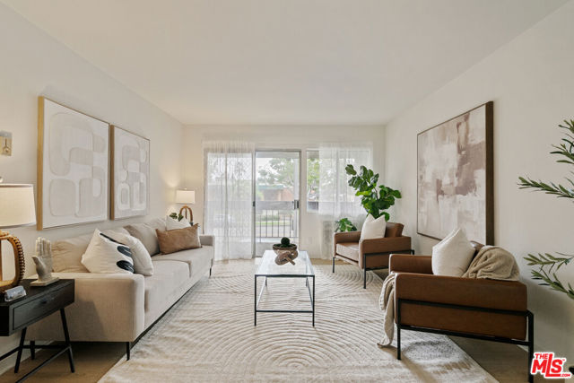 Photo of 4900 Overland Av