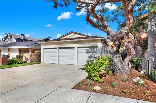 Photo of 7839 W 80th St