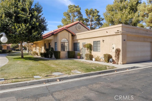 Property photo of 11636 Kerrie WY