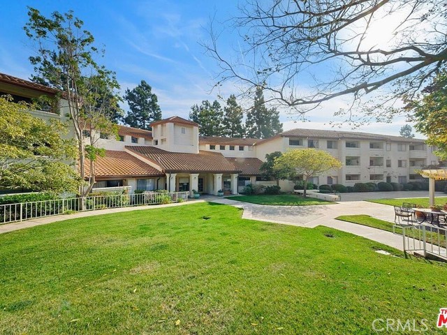 Property photo of 501 Palisades DR
