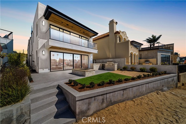 Property photo of 20 Balboa Coves