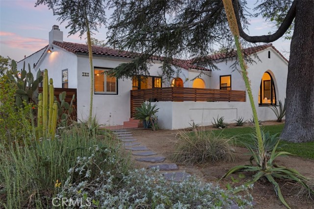 Property photo of 312 W Lutge AV