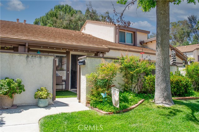 Property photo of 24717 Sand Wedge LN