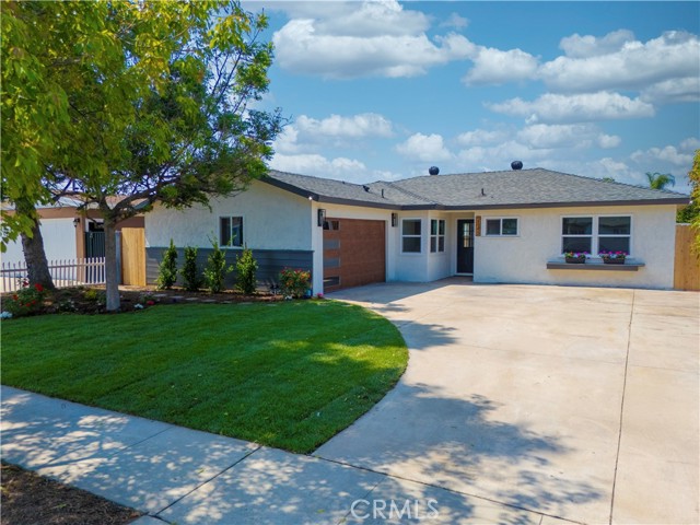 Property photo of 2545 W Greenacre AV