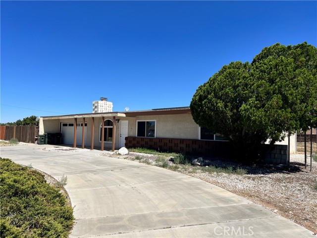 Property photo of 20916 Thunderbird RD