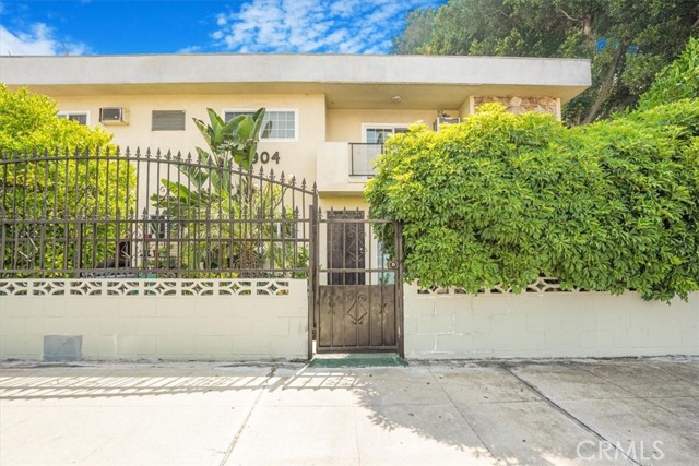 Property photo of 6904 Radford AV