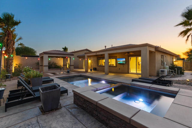 Property photo of 73861 Da Vinci CT