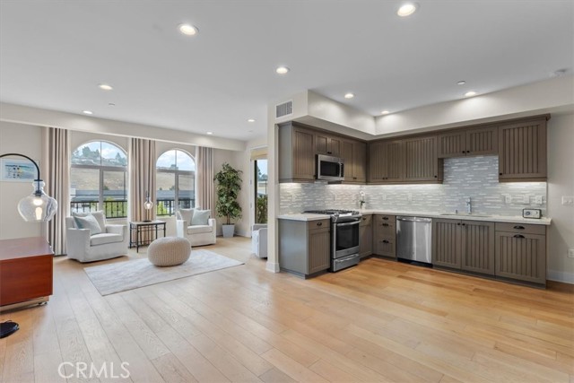 Property photo of 627 Deep Valley DR