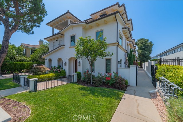 Property photo of 418 W Fairview AV