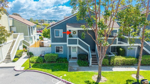Property photo of 65 Rambling LN