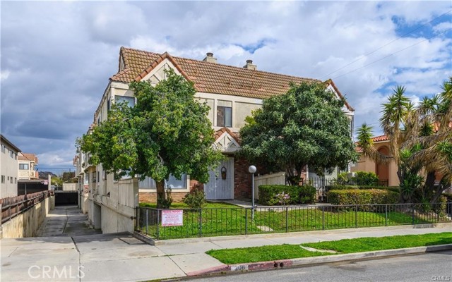Property photo of 208 N Nicholson AV