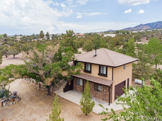Property photo of 984 Pinon Rd