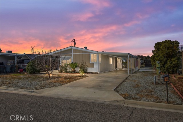 Photo of 328 Pepperwood St