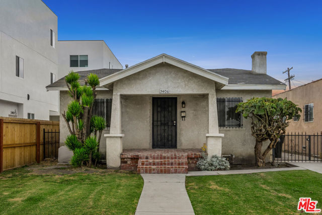 Property photo of 2406 S Cochran AV