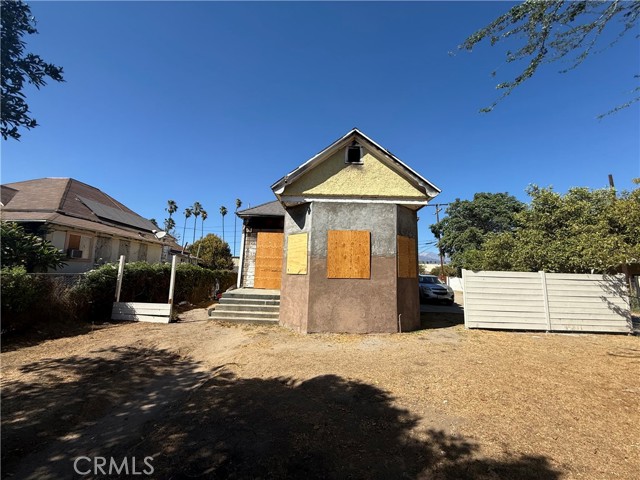 Property photo of 267 E Monterey AV