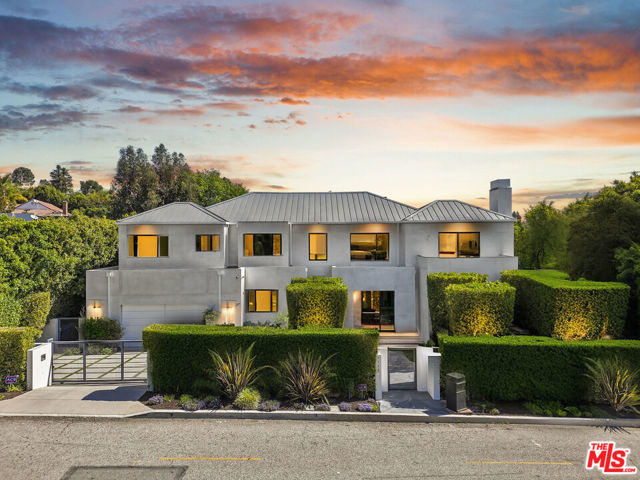 Property photo of 1116 Linda Flora DR