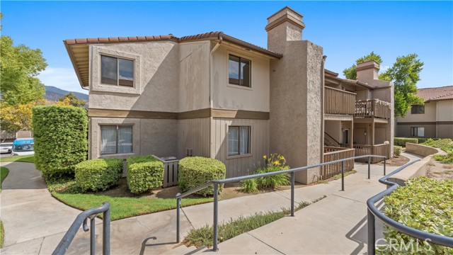 Property photo of 1265 Kendall Dr. # 713