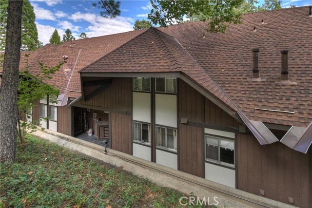 Property photo of 966 Willow Creek RD