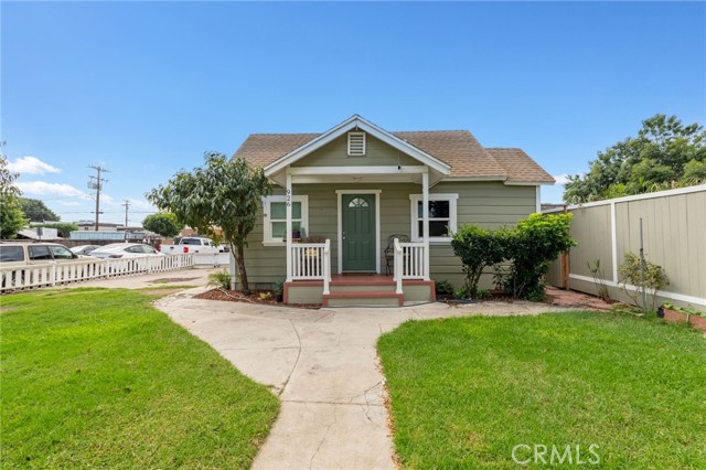 Property photo of 926 E Pine