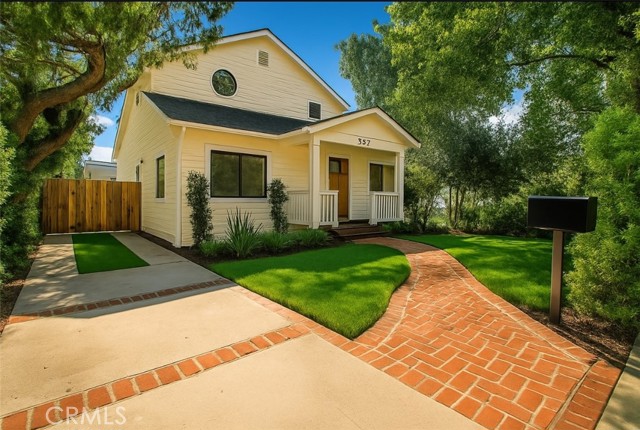 Property photo of 636 Bay