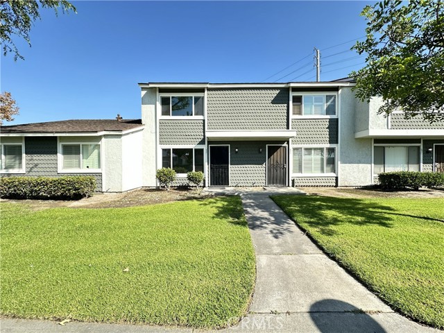 Property photo of 8569 Edgebrook