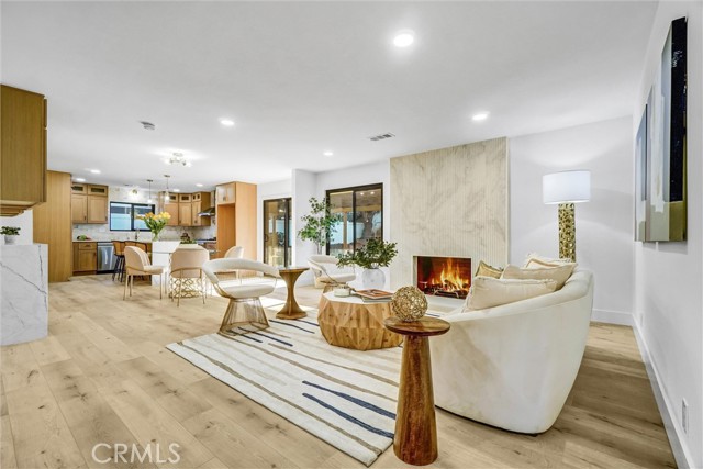 Property photo of 1834 E Sunview DR