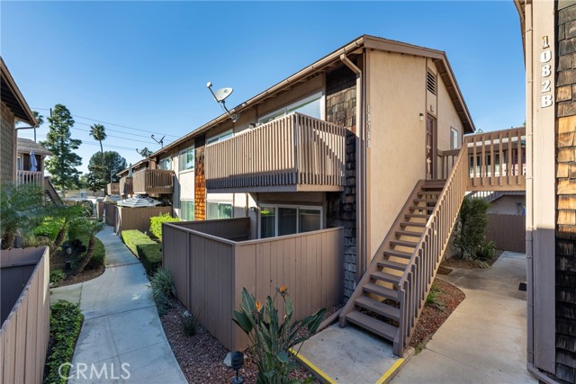 Property photo of 1076 Cabrillo Park DR
