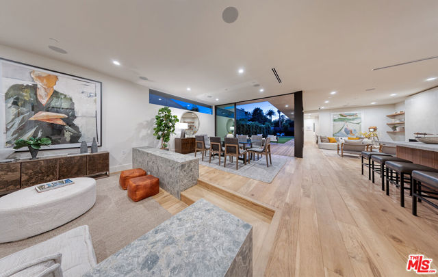 Property photo of 3985 Mclaughlin AV