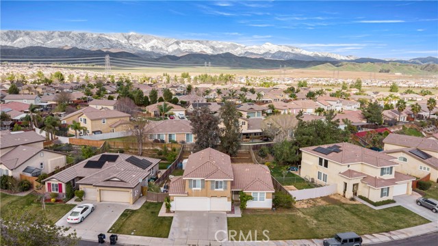 Property photo of 1218 N Larkspur LN