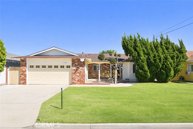 Property photo of 12342 Adelle ST