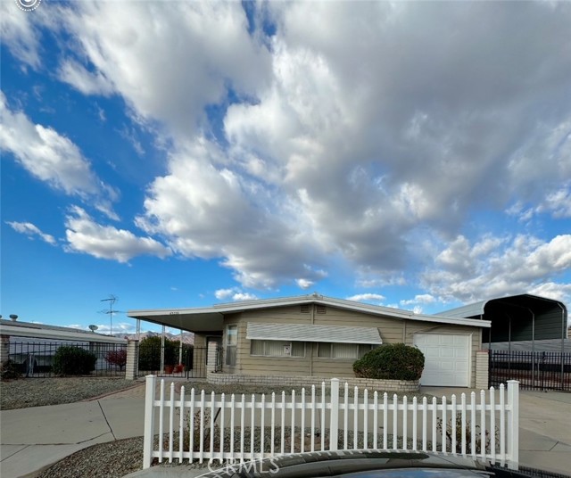 Property photo of 43770 Mayberry AV