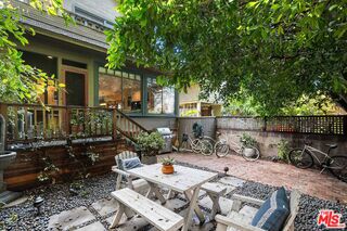 Property photo of 46 Wavecrest AV