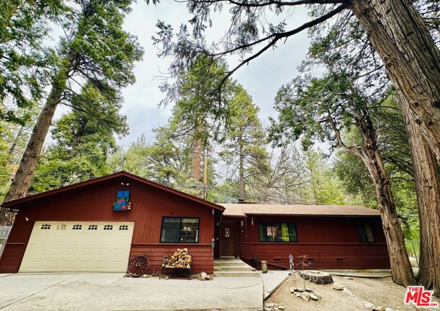 Property photo of 25120 Franklin DR
