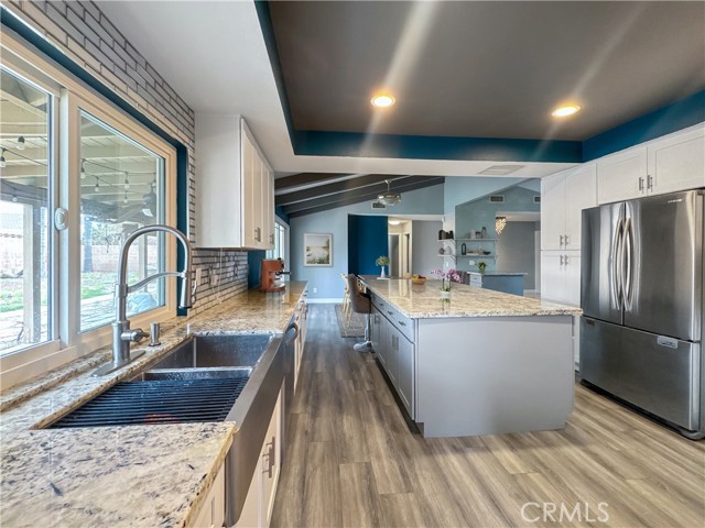 Property photo of 43158 San Mateo WY
