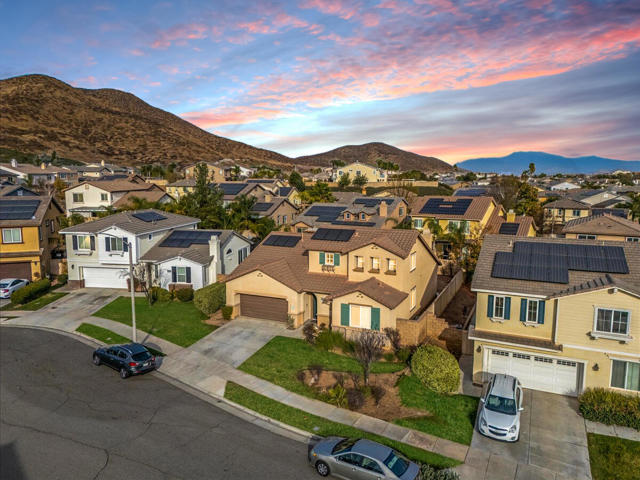 Property photo of 34280 Lupine CT